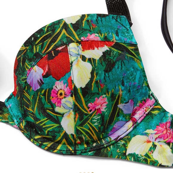 2pcs 36DD & L Victoria’s Secret Swim Push Up Top & Barzilian Bikini Bottom - Picture 15 of 16